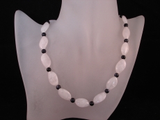 Rosenquarz Kette