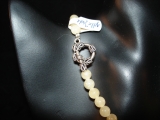 Jade Kette in Gelb