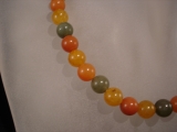 Orangencalcit und Jade Kette