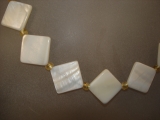 Perlmutt Kette wei Quadrat